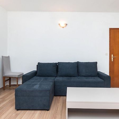 Apartment Ljuba Primošten Exteriör bild
